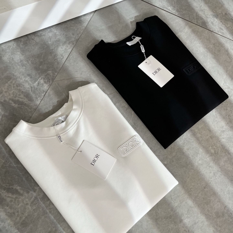 chr1st1an D10r t-shirts